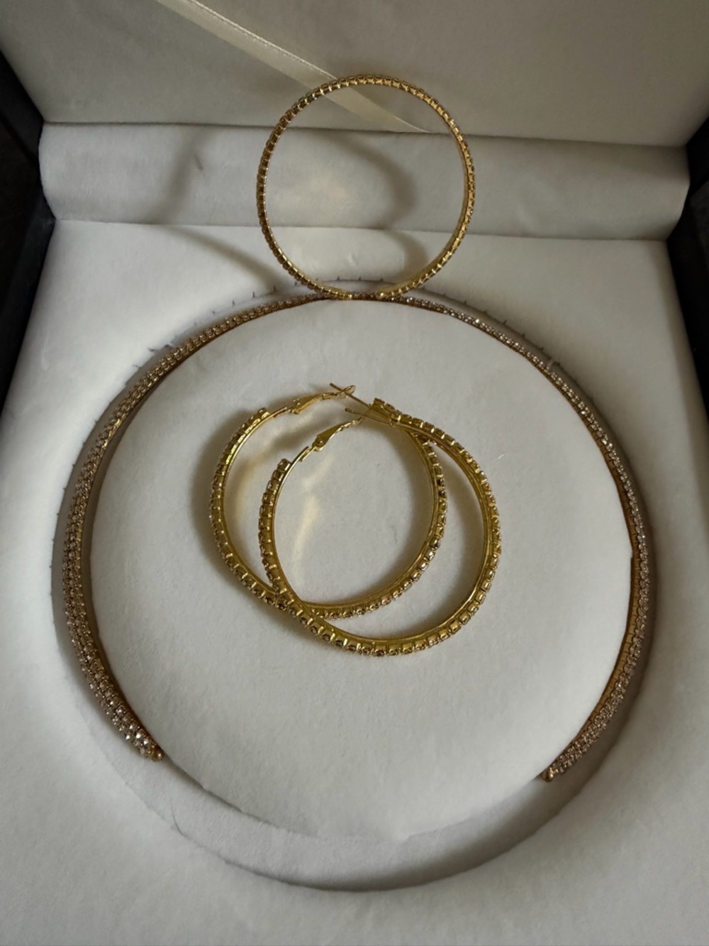Elegant Gold Hoop Earrings — Women Jewelry